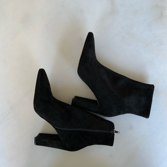 Women’s Aldo bootie - Picture 3 of 8